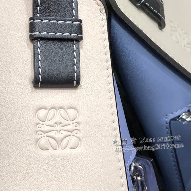 LOEWE包包 羅意威hammock小號肩背手提吊床包  tcl1098
